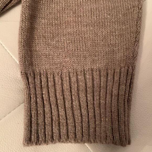 NWT The Limited Asymmetrical Sweater Size L - Picture 5 of 12